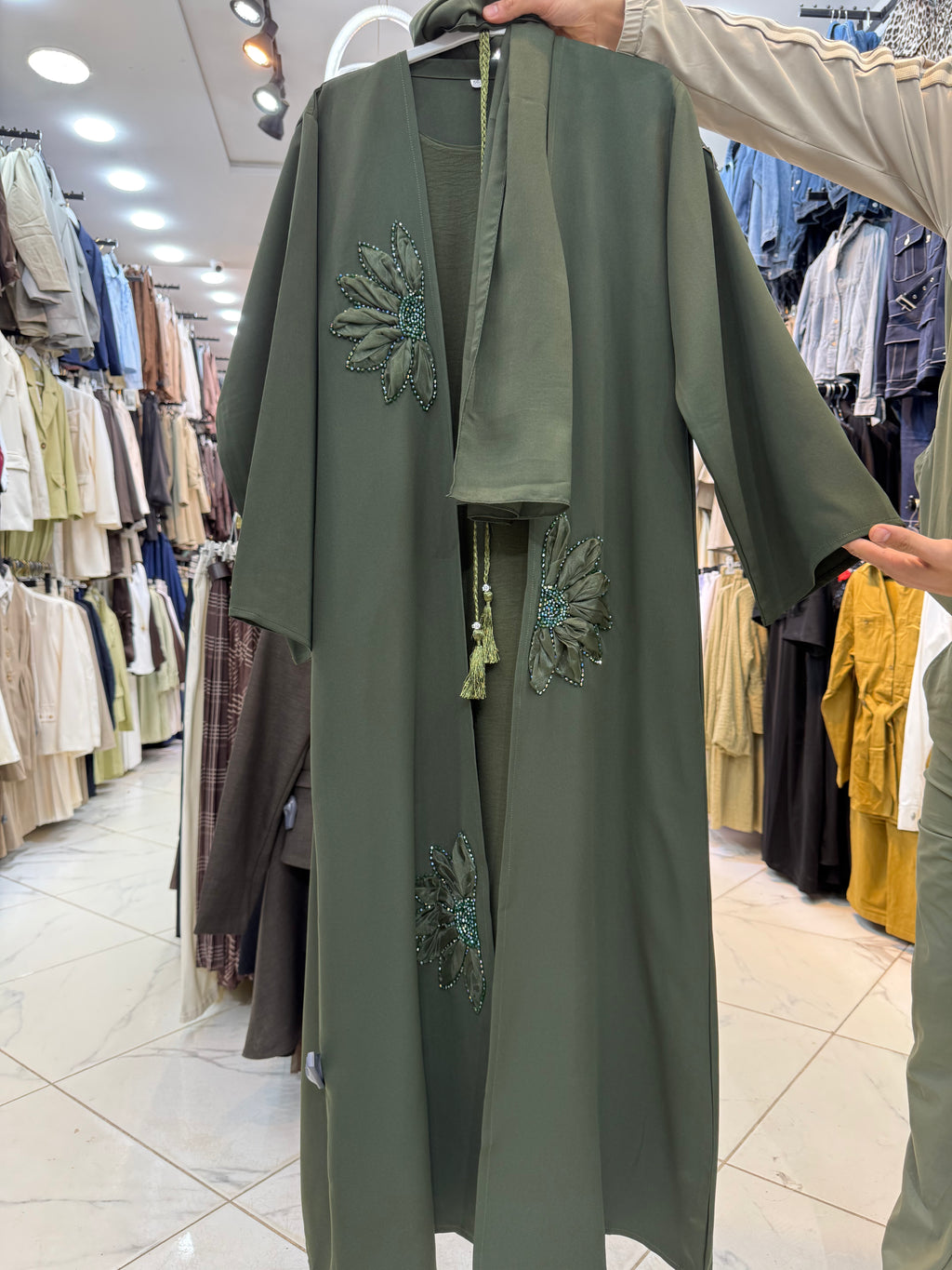 عبايات دبي وردة